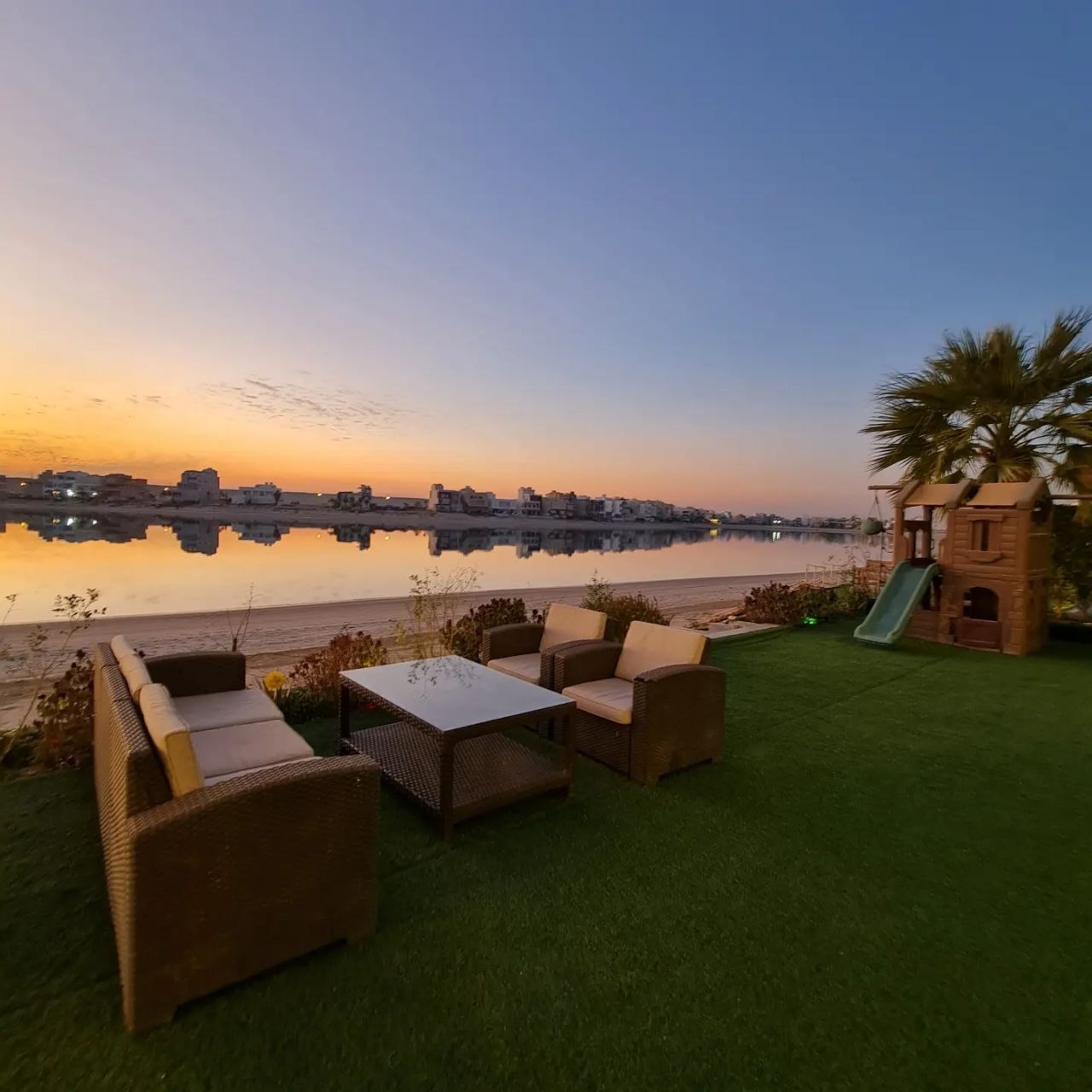 صورة مصغرة